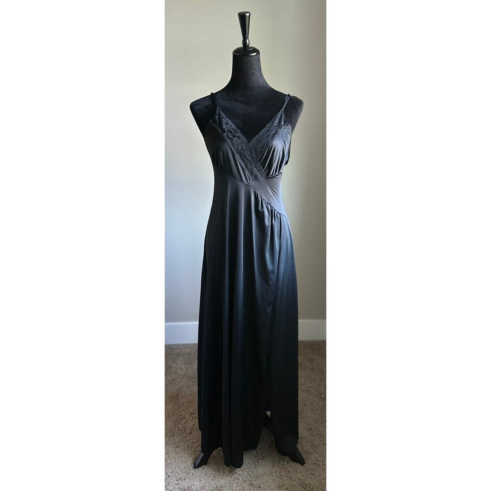 VINTAGE LORALLE CREATIONS Women's Cut Black Lace High Slit Maxi Nightgown Size S